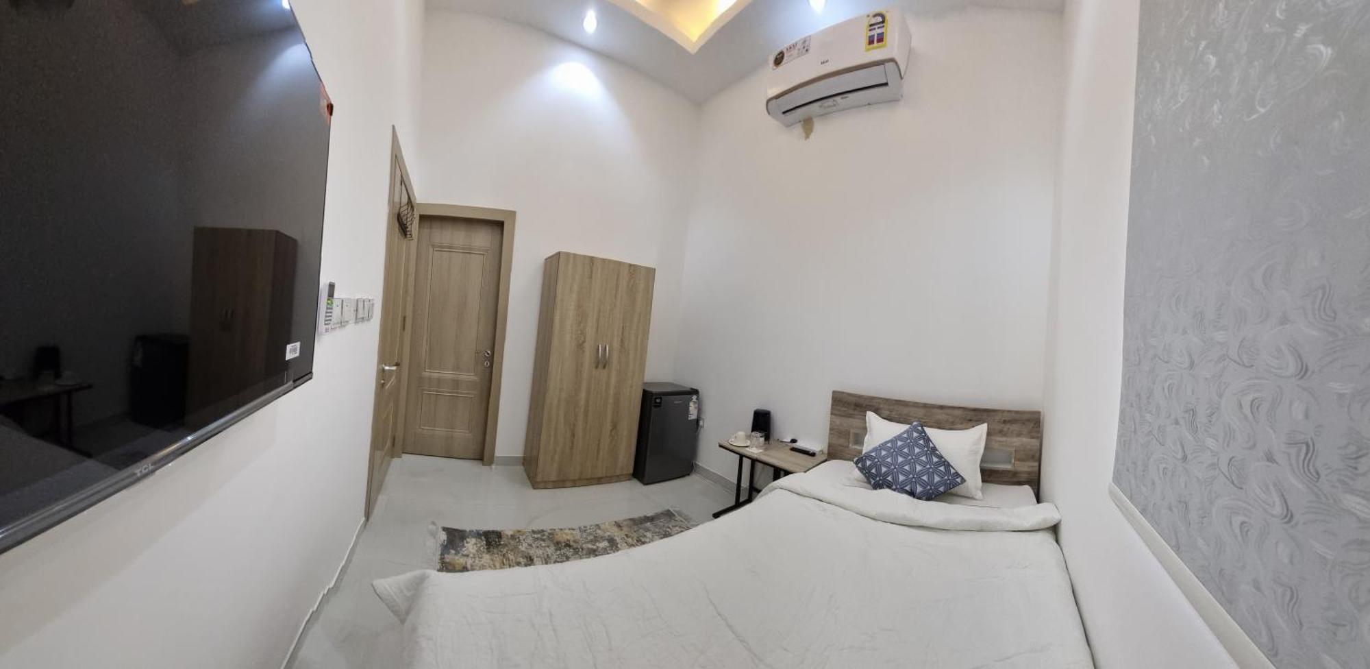 Elizabeth Hostel Muscat Exterior photo