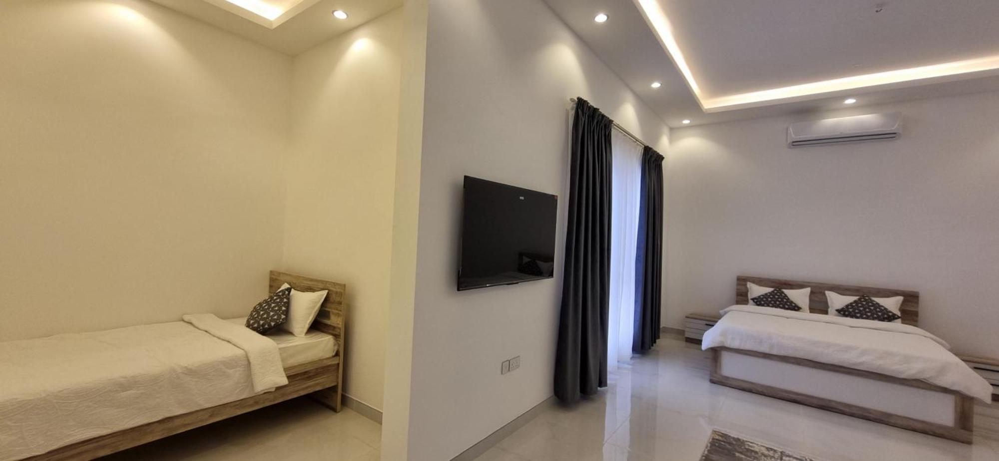 Elizabeth Hostel Muscat Exterior photo